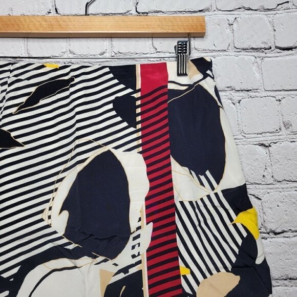Worth 100% Silk Black White Red Straight Skirt Size 6 - Picture 5 of 13